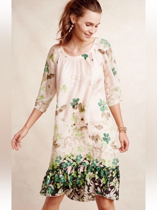 Vanessa Virginia Dresses & Skirts - Anthropologie Vanessa Virginia Size S Rainforest 100% SILK Dress Green Floral